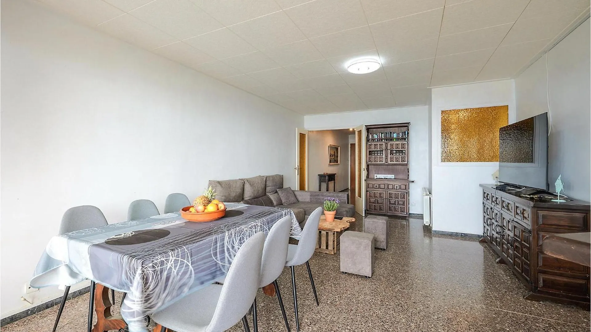 Beautiful Apartment In Pineda De Mar With Wifi