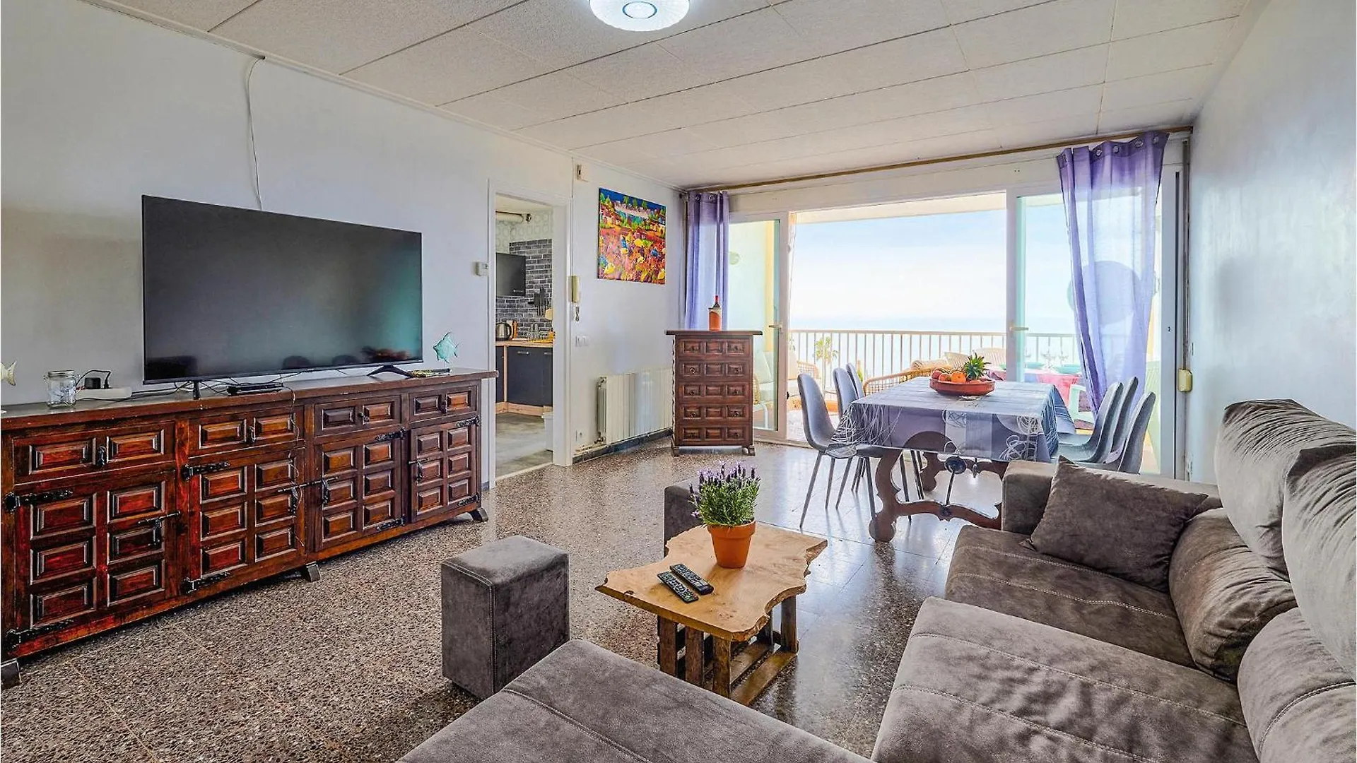 Beautiful Apartment In Pineda De Mar With Wifi